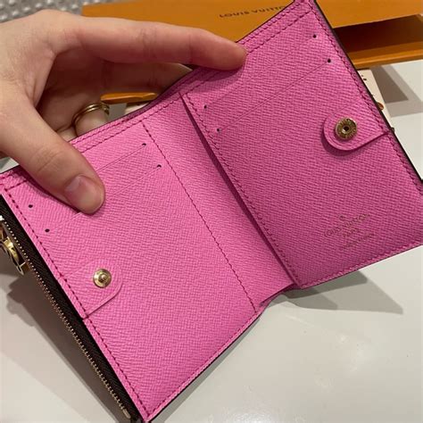 louis vuitton lisa wallet pink